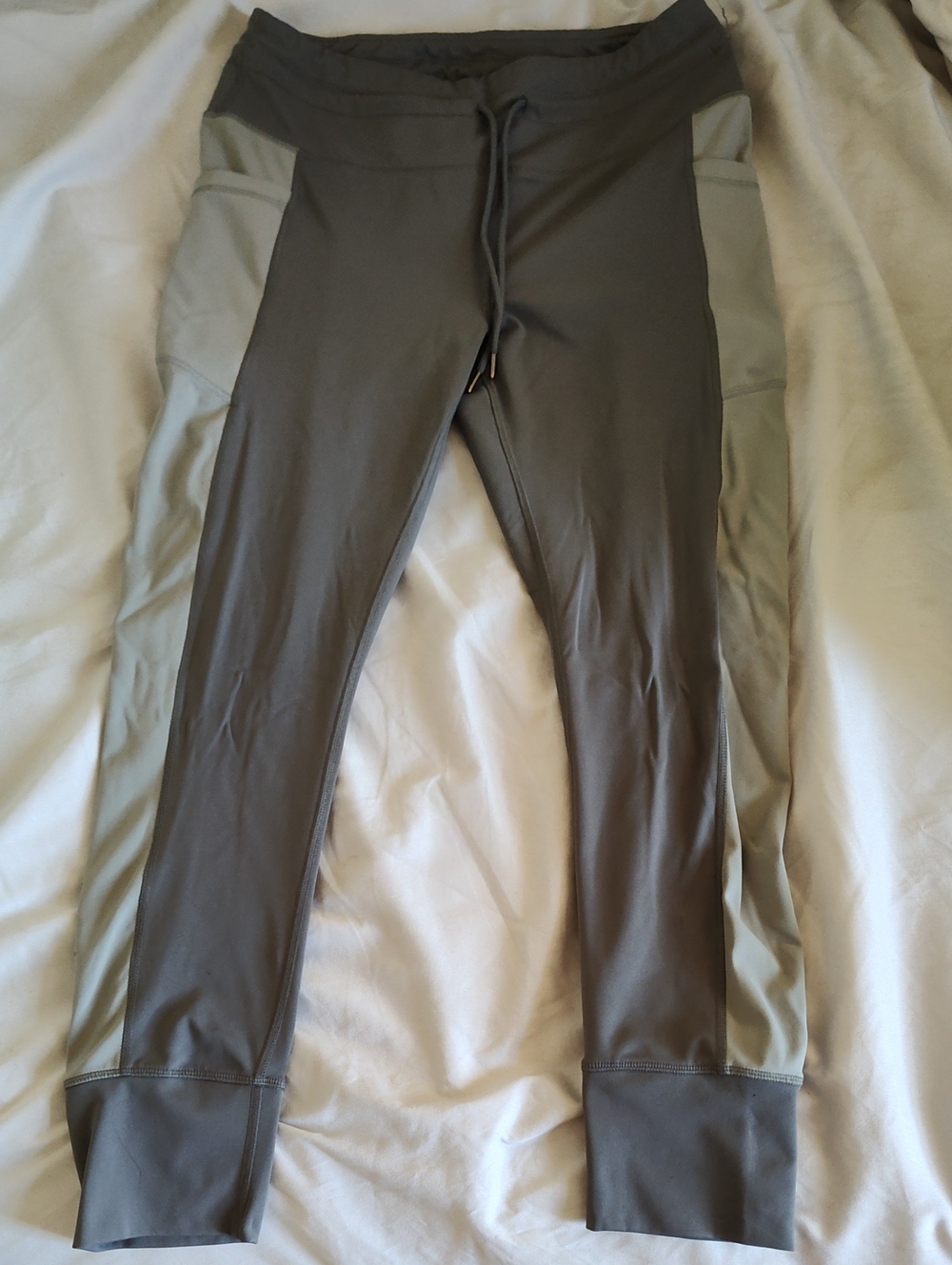 Woman's Olive Green Performance Leggings